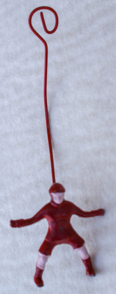 Tucker Tw ID • BER-03c1 — publisher • Berwick (Liverpool, England) — title • "SHOOT" - THE FAMOUS INDOOR FOOTBALL GAME