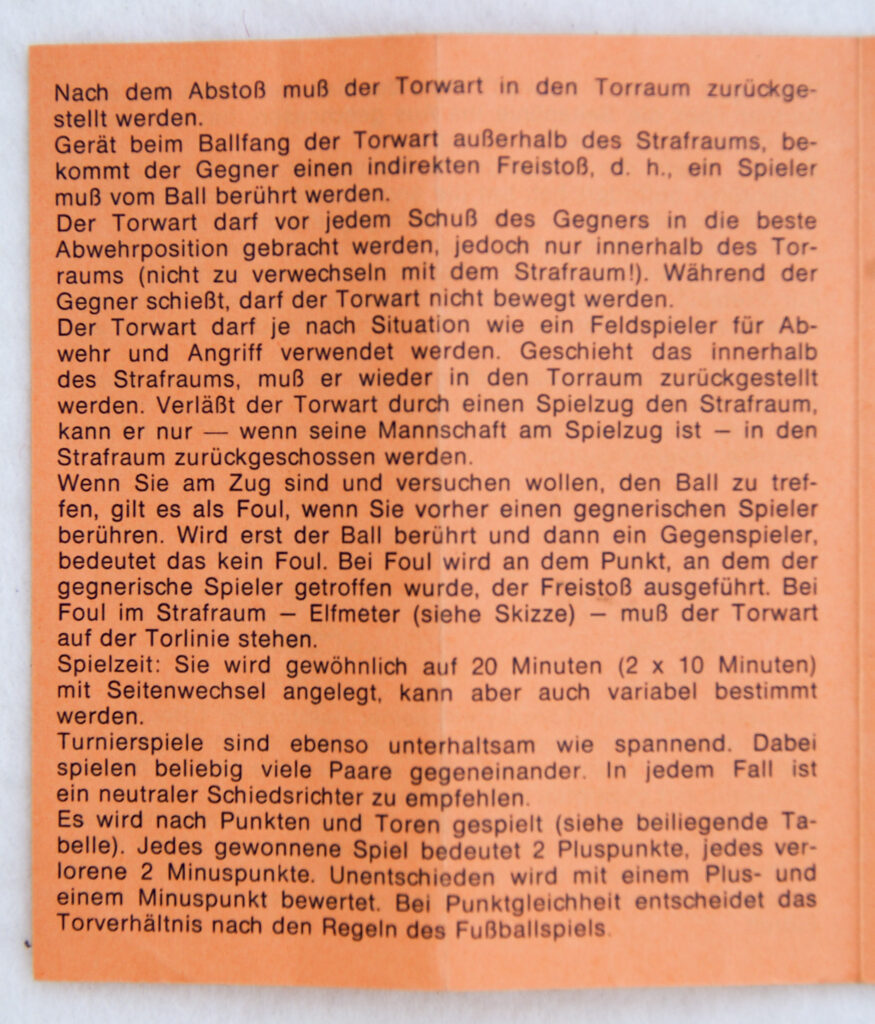 Tucker Tw ID • SPE-59c1 — AGPI ID • G-37848c1 — publisher • Spear-Spiel (Stuttgrat, Germany) — title • Der Ritter Sport Fußball-Knips-Cup — notes • Publisher catalog number: 26500. — keywords • European football, soccer, sport